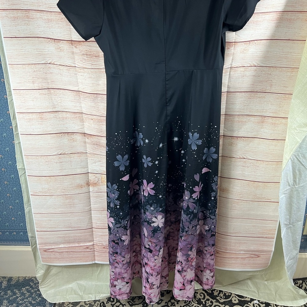 Made with Love Floral Dress - Picture 2 of 6